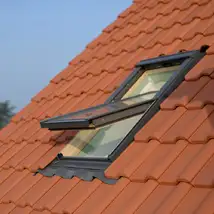 Pose et changement de fenêtre de toit et Velux 72